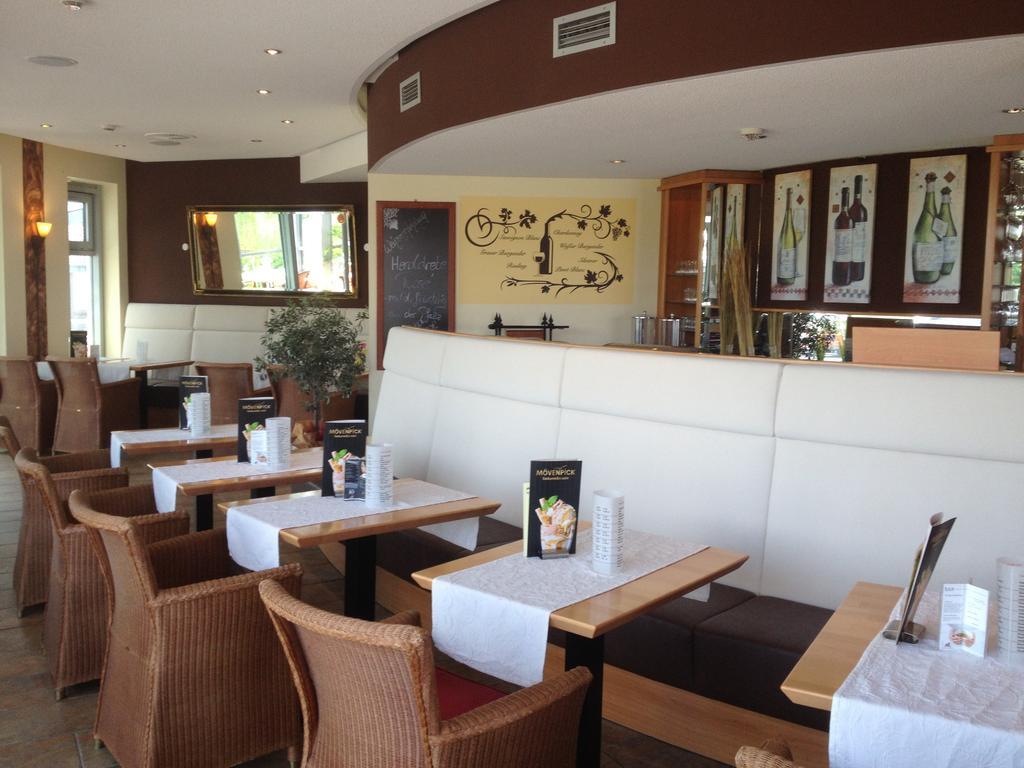 Nordseehotel Benser Hof Am Hafen Бензерзил Екстериор снимка
