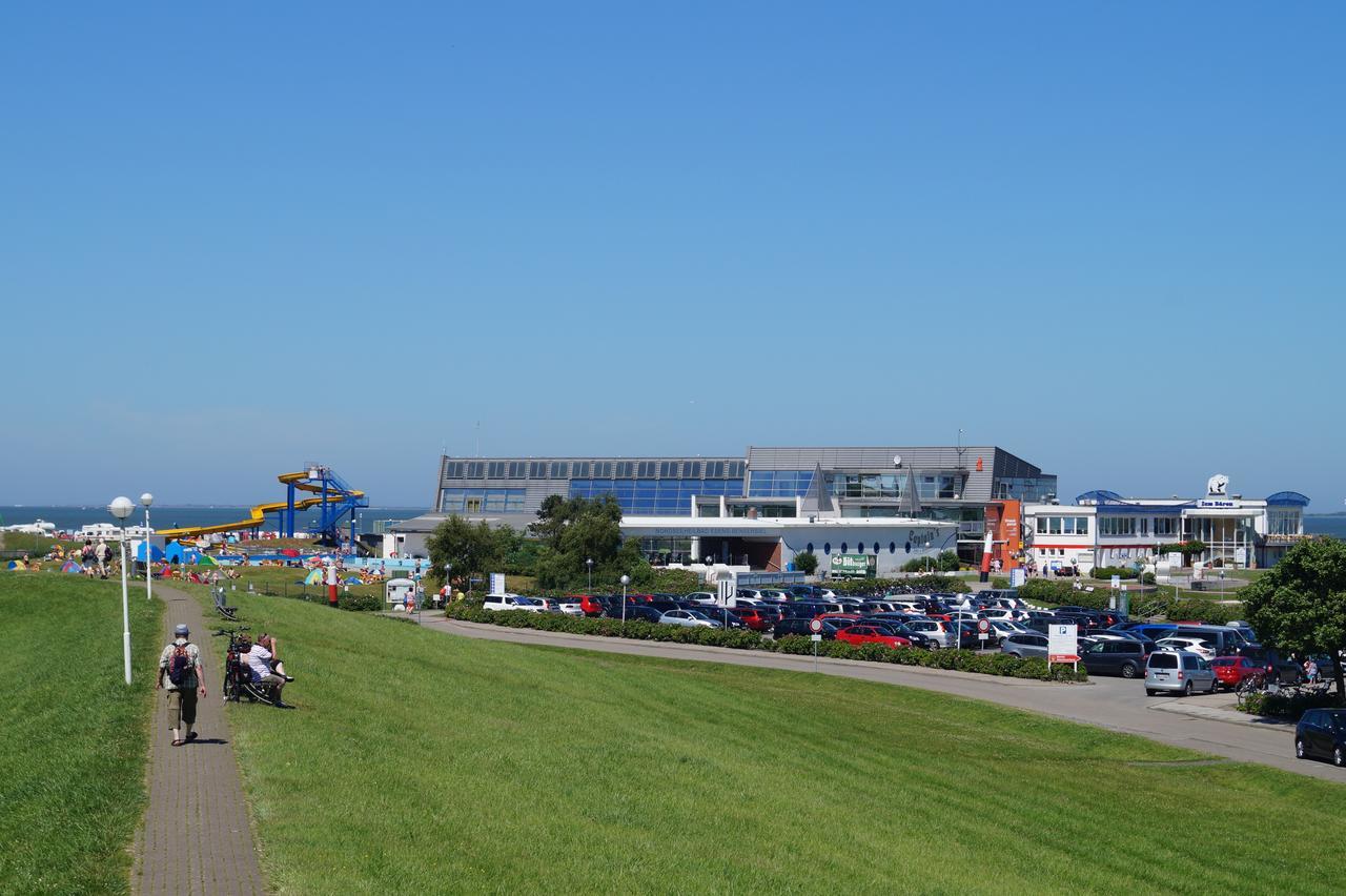 Nordseehotel Benser Hof Am Hafen Бензерзил Екстериор снимка