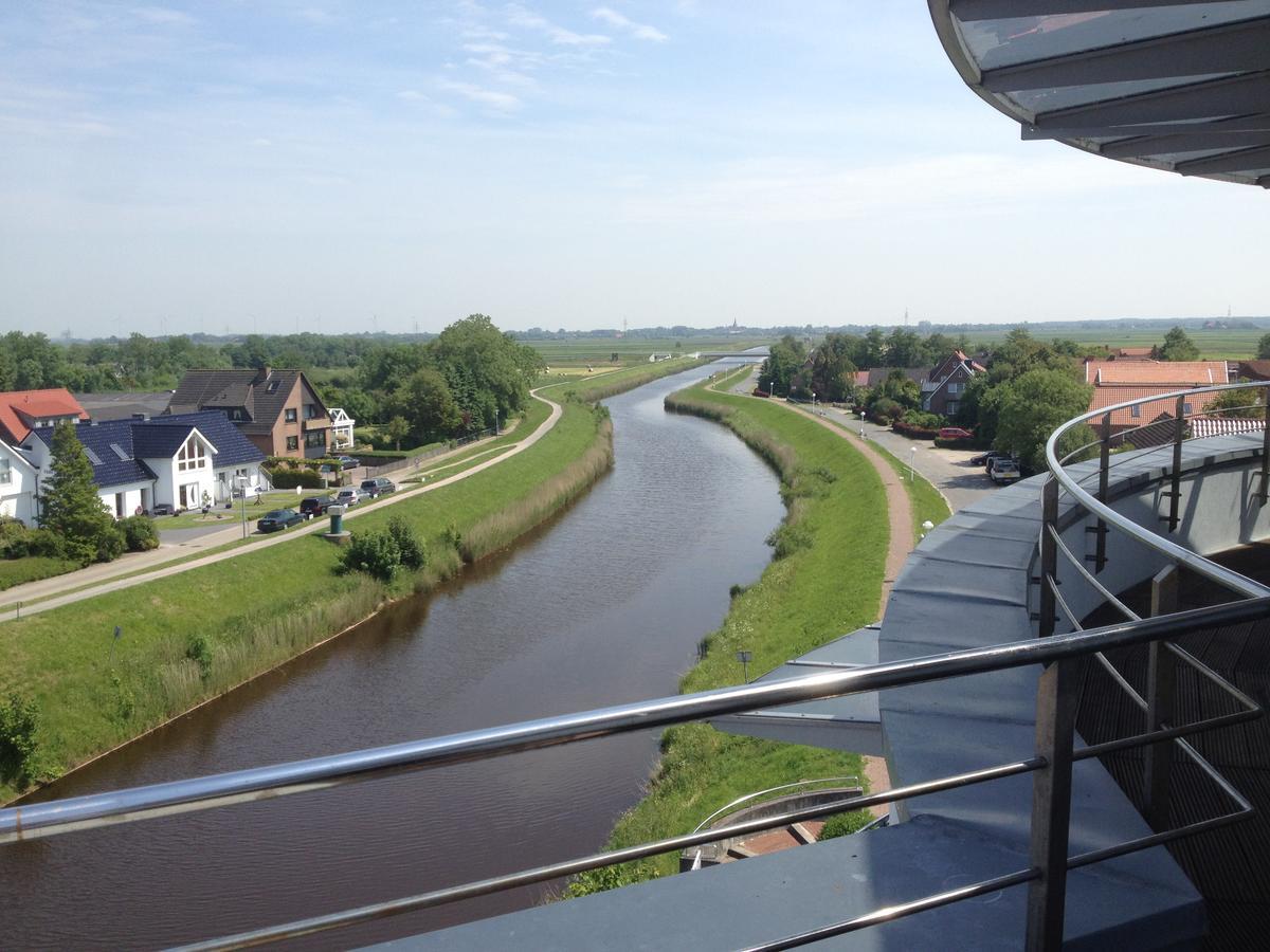 Nordseehotel Benser Hof Am Hafen Бензерзил Екстериор снимка