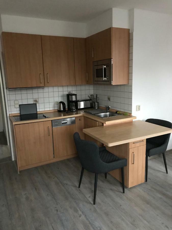 Nordseehotel Benser Hof Am Hafen Бензерзил Екстериор снимка